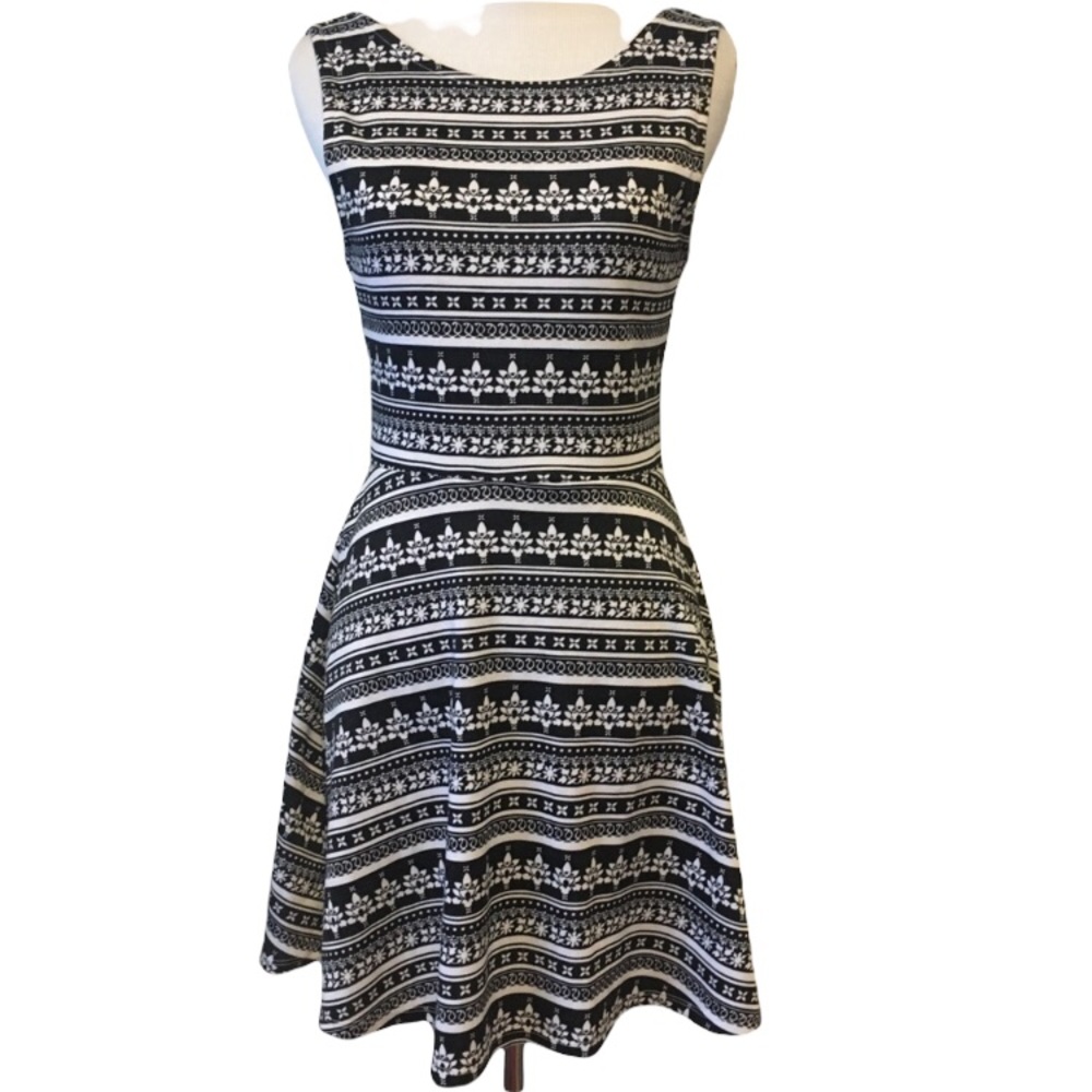 H&M Divided Summer Dress Black White Size 8